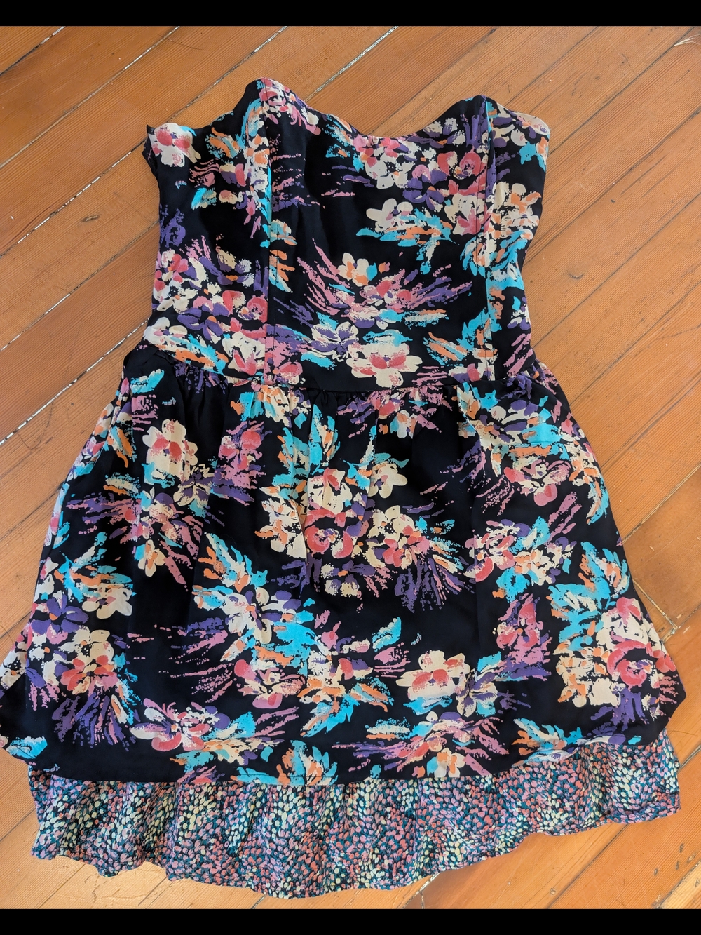 Sans Souci Black Strapless Mini Floral Dress with Multicolor Print M